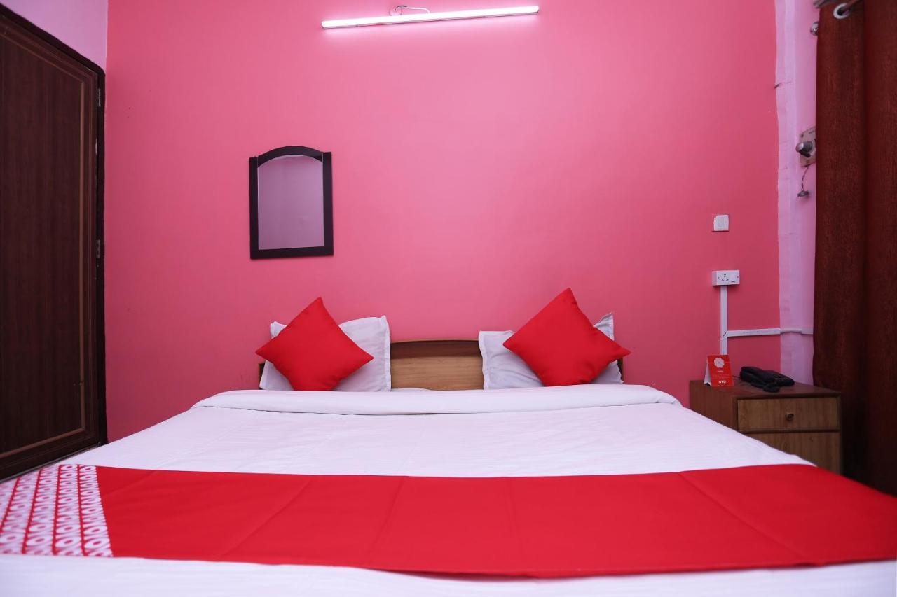 Oyo Hotel New Metro Near Phoenix United Лакхнау Экстерьер фото